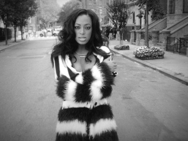 From her music video "T.O.N.Y", does she remind you of anyone here?